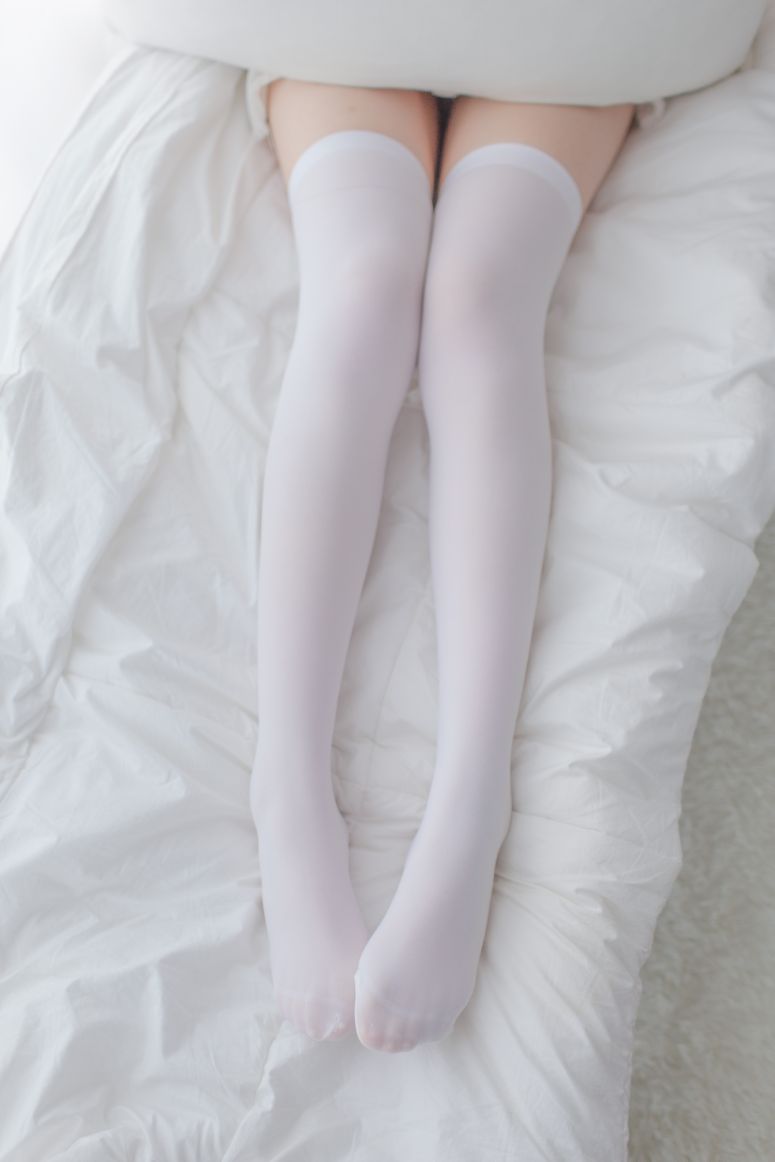 少女秩序写真-vol011-过膝白丝牛仔短裙49P-01-10