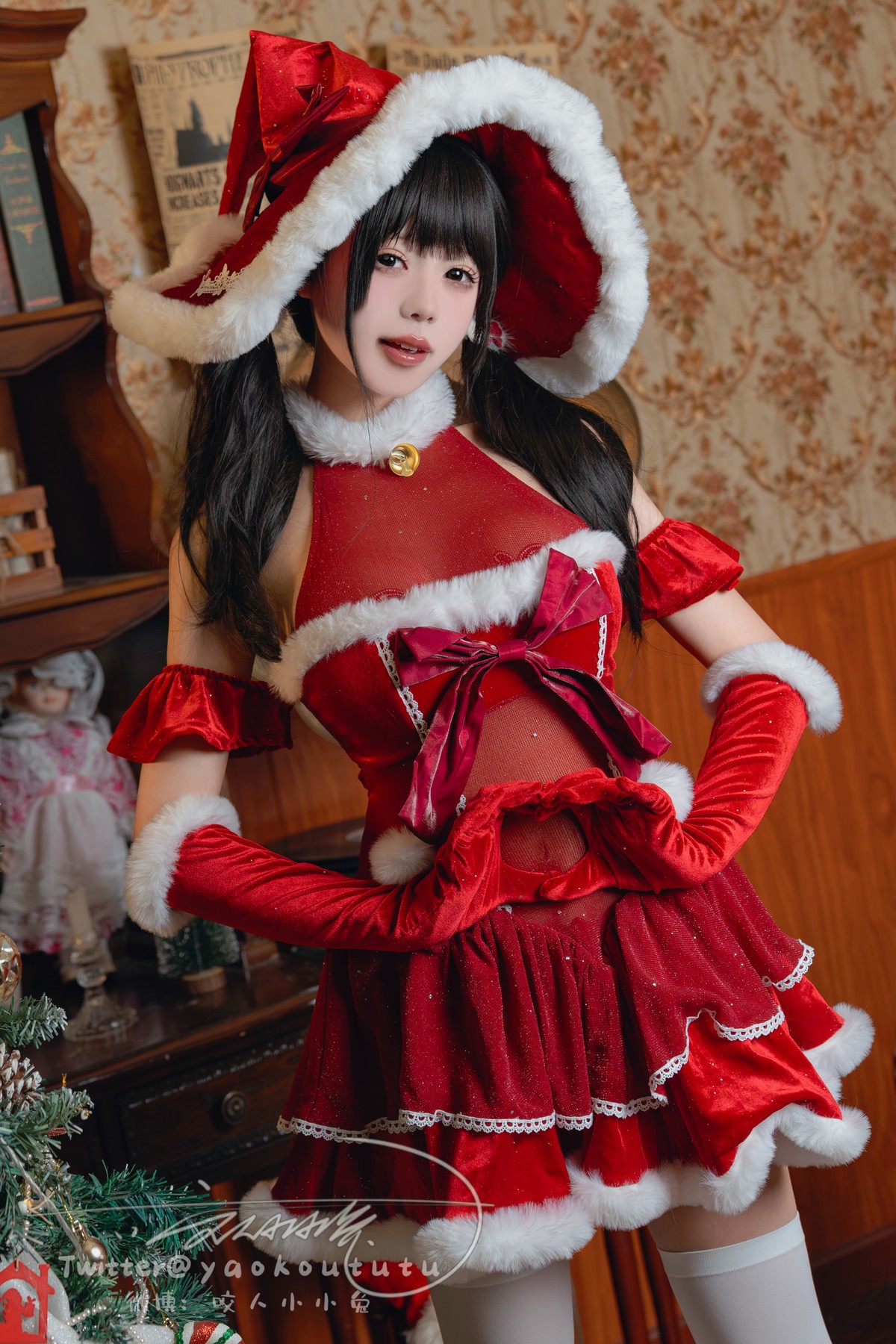 Cosplay-黏黏团子兔-魔女圣诞夜-Christmas-Eve-Set01-12-22