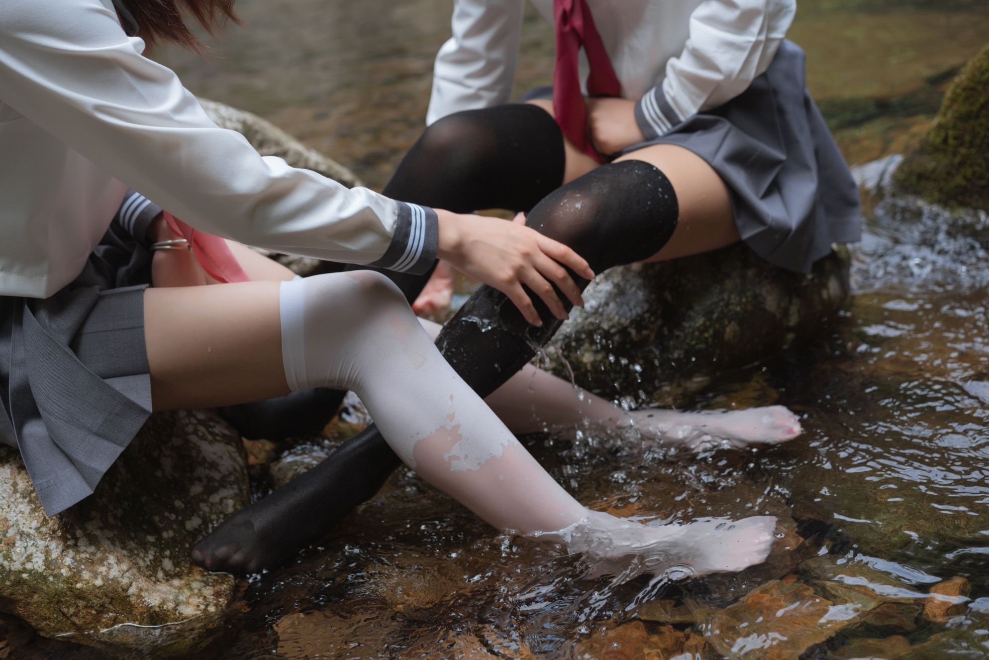 萌芽儿o0-小溪Jk百合-93P-2GB-03-21