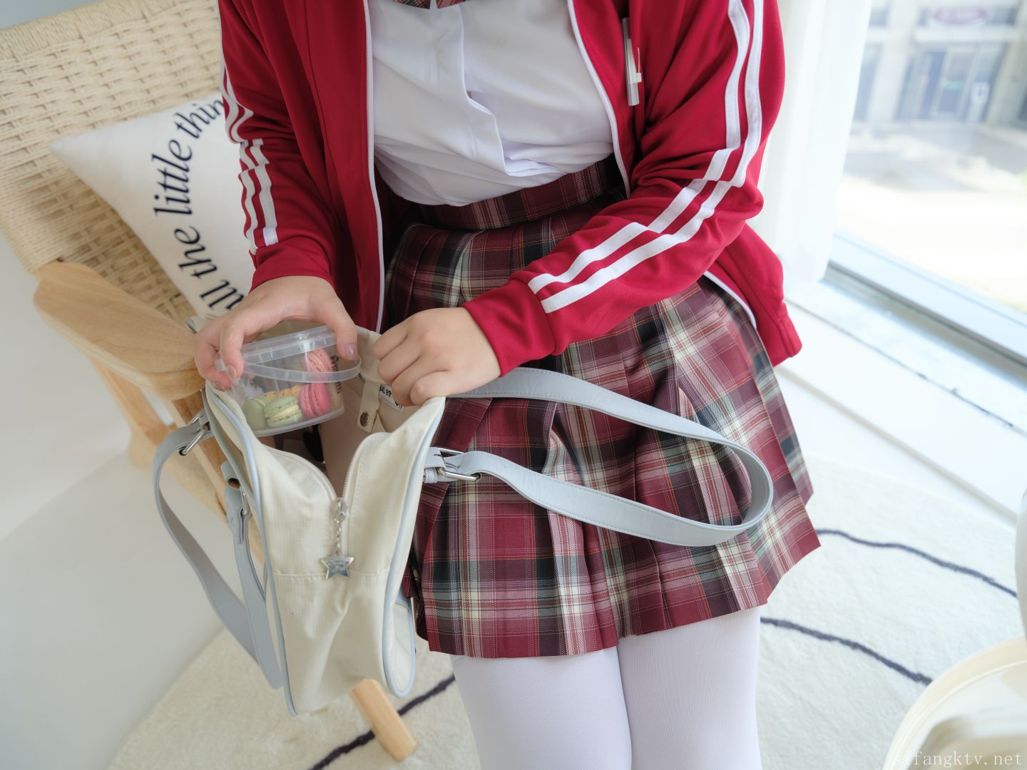 VIP小枫-JK制服-R18-116P1V-582Gpart1-12-30