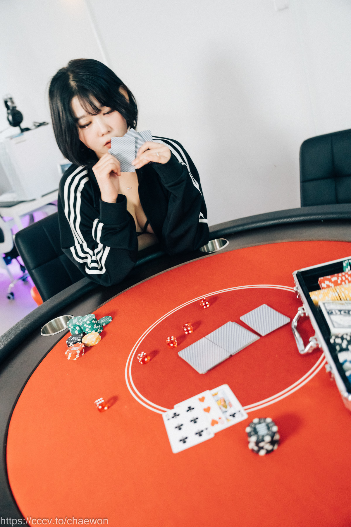 ZIAKwon-권지아-Loozy-PC-Room-With-SP-Set01-08-31