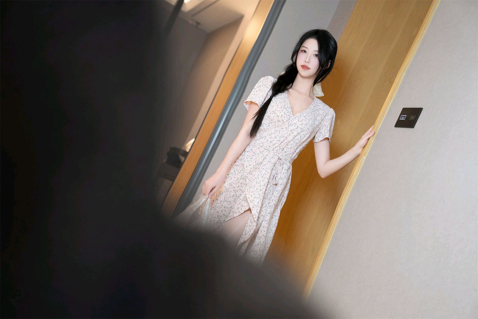 抖娘-利世---小保姆与老头-140P1V-181MB-04-27