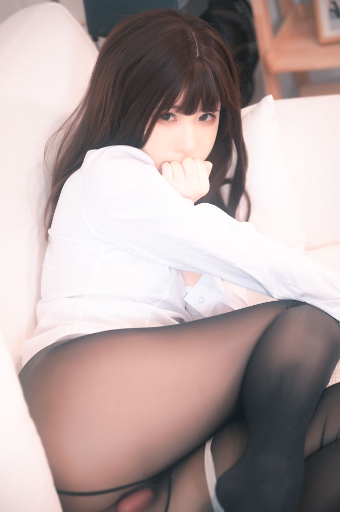 Quan冉有点饿---束缚猫猫-57P-542MB-06-21