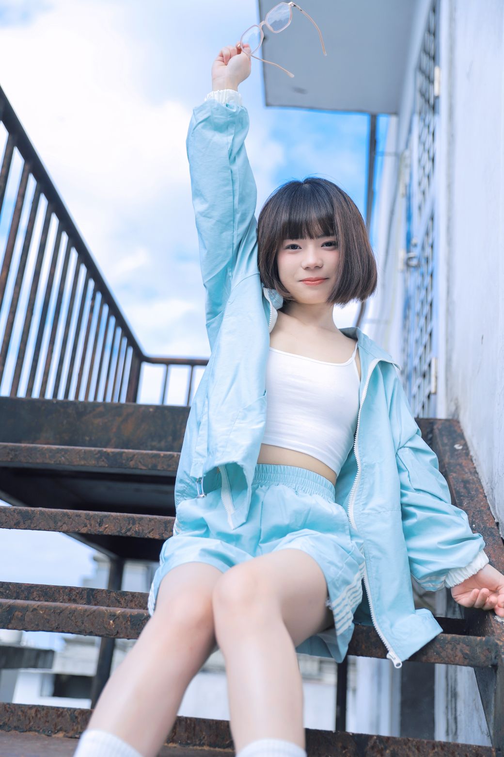 晓晓可可爱---9月-天台-112P-151G-04-09