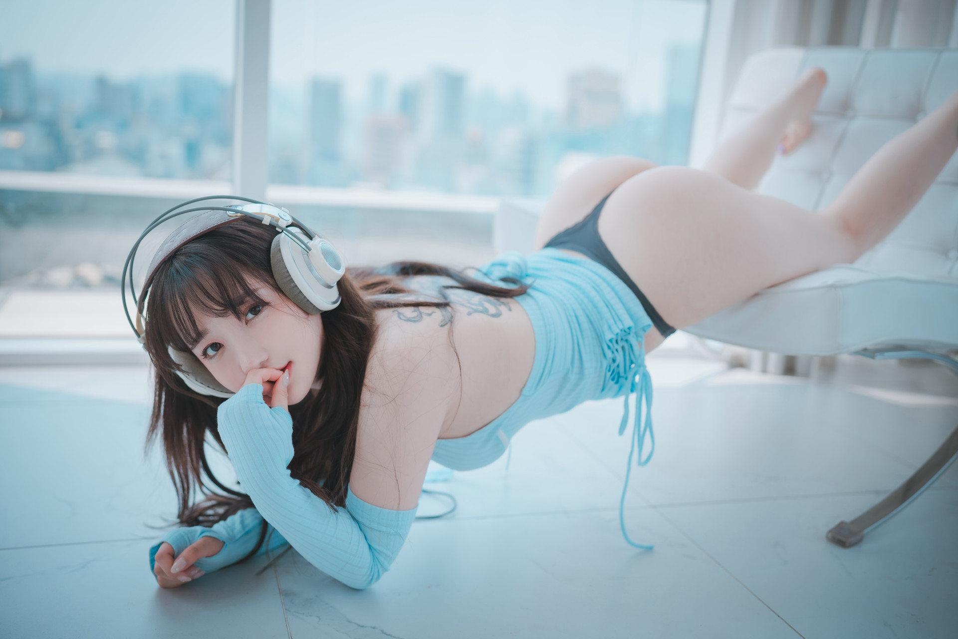 Son-Yeeun-손예은-DJAWA-Ms-Slowhand-Set01-04-24