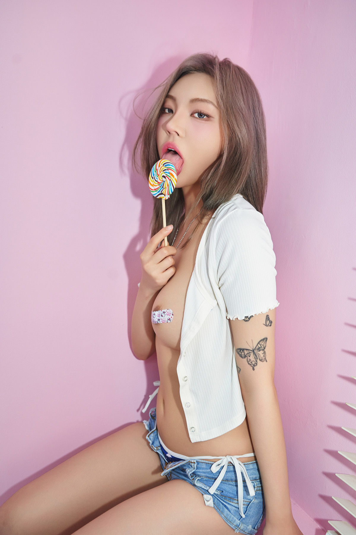 Yeo-Eun-여은-CrazyGiant-8220Pink-Lover8221-Set04-08-30