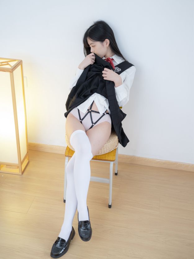 VIP晞可-束缚衣-124P1V-579G-01-23