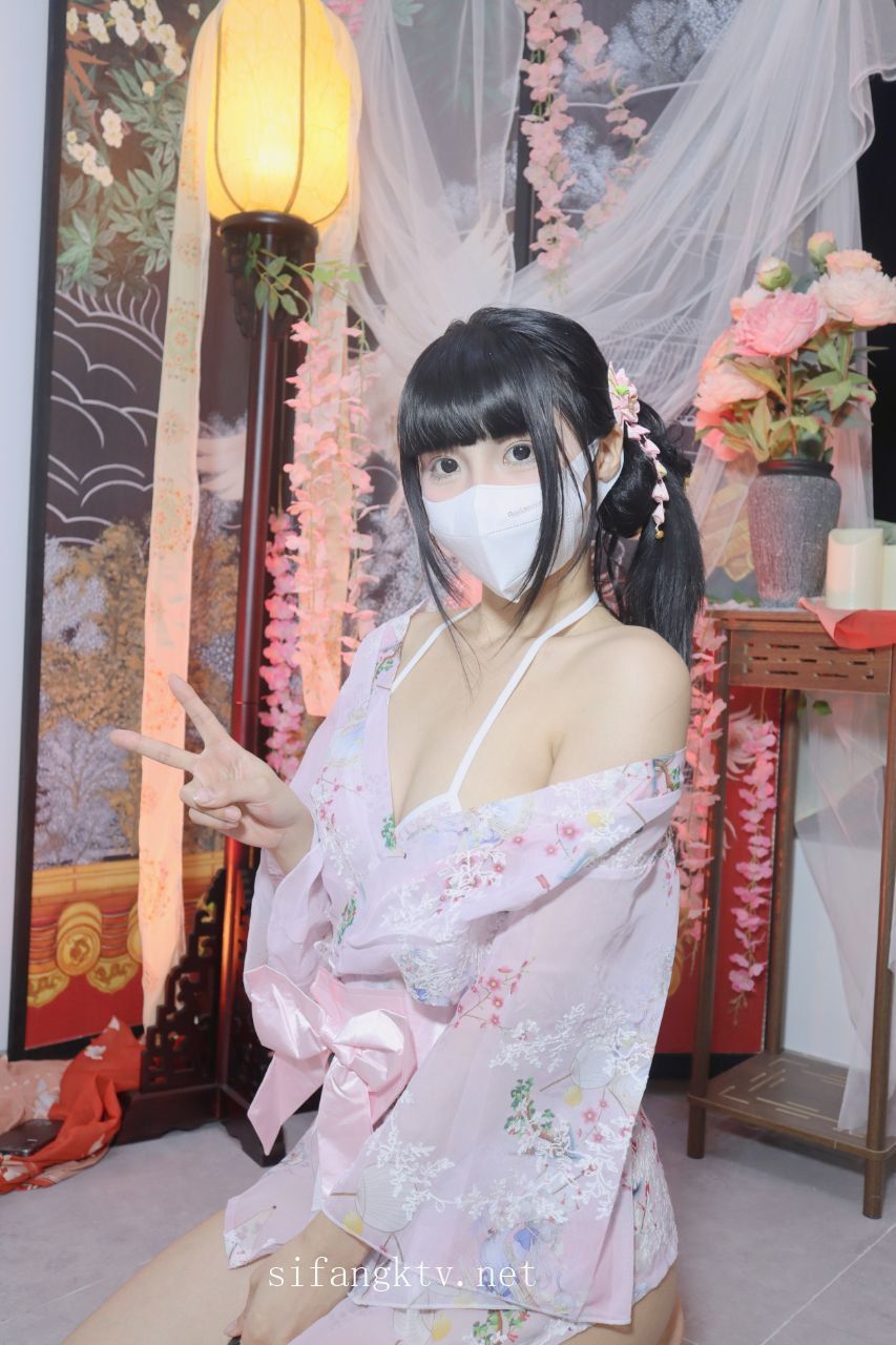 推特福利姬-Miao喵酱-裸舞炮击喷水高潮-02-20