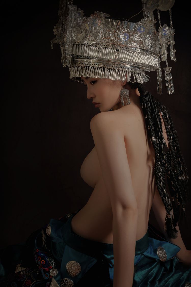 年年---苗疆少女50P-333M-01-24