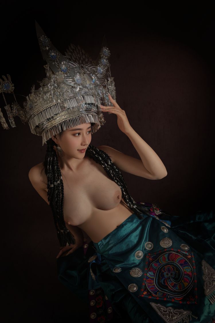 年年---苗疆少女50P-333M-01-24