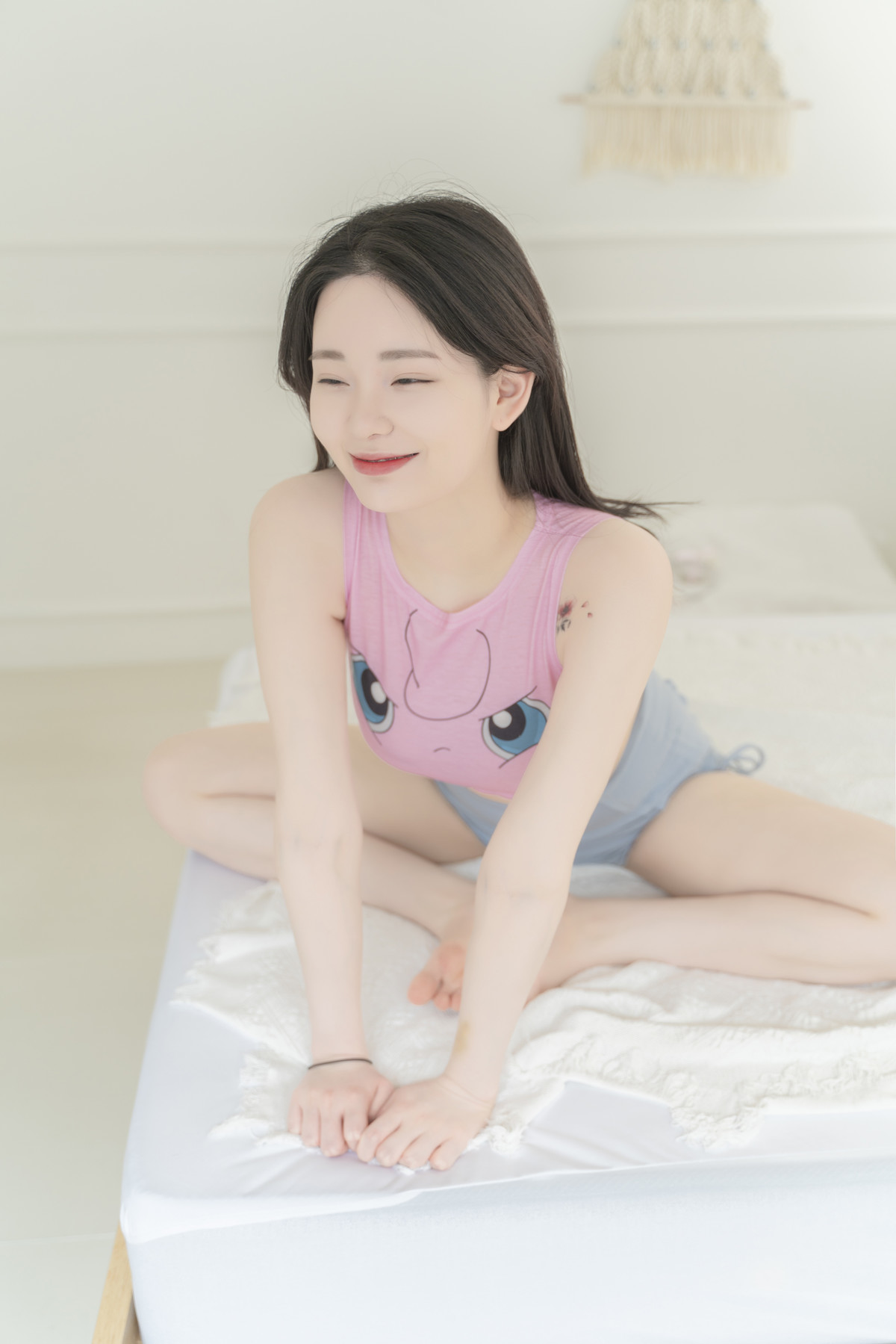 MIN-민-ROGLE-Lover-No02-Set02-11-05