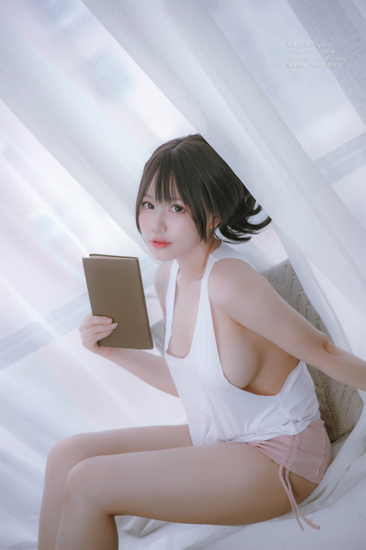 Cosplay-Nyako喵子-隣-姉-背心-10-06