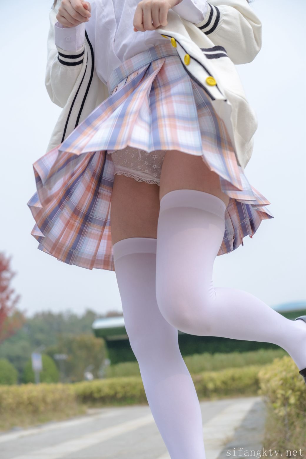 VIP小七-JK-R18-230P1V-372G-01-14