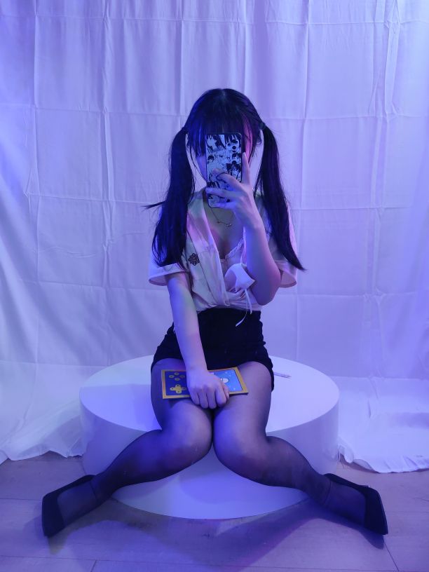 神沢永莉---双马尾黑丝班主任-72P-1V-03-29