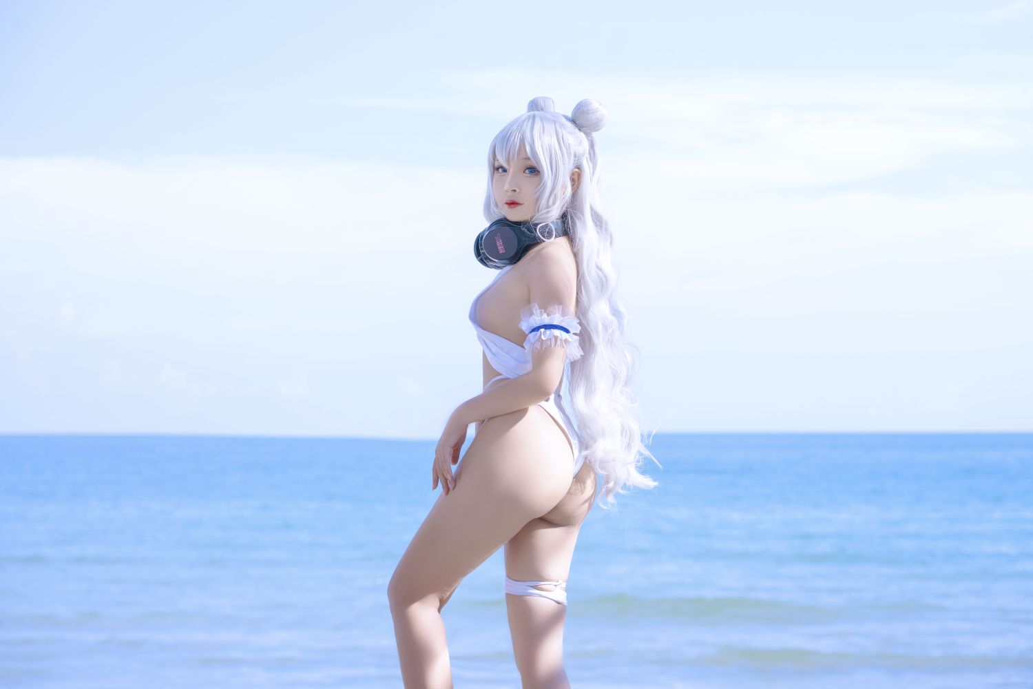 SayoMomo---Azur-Lane-Le-Malin-bikini-02-14