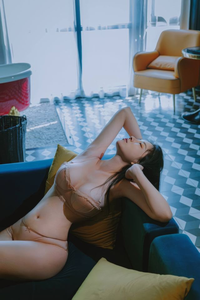 年年---潜蓝-56P-347MB-05-02