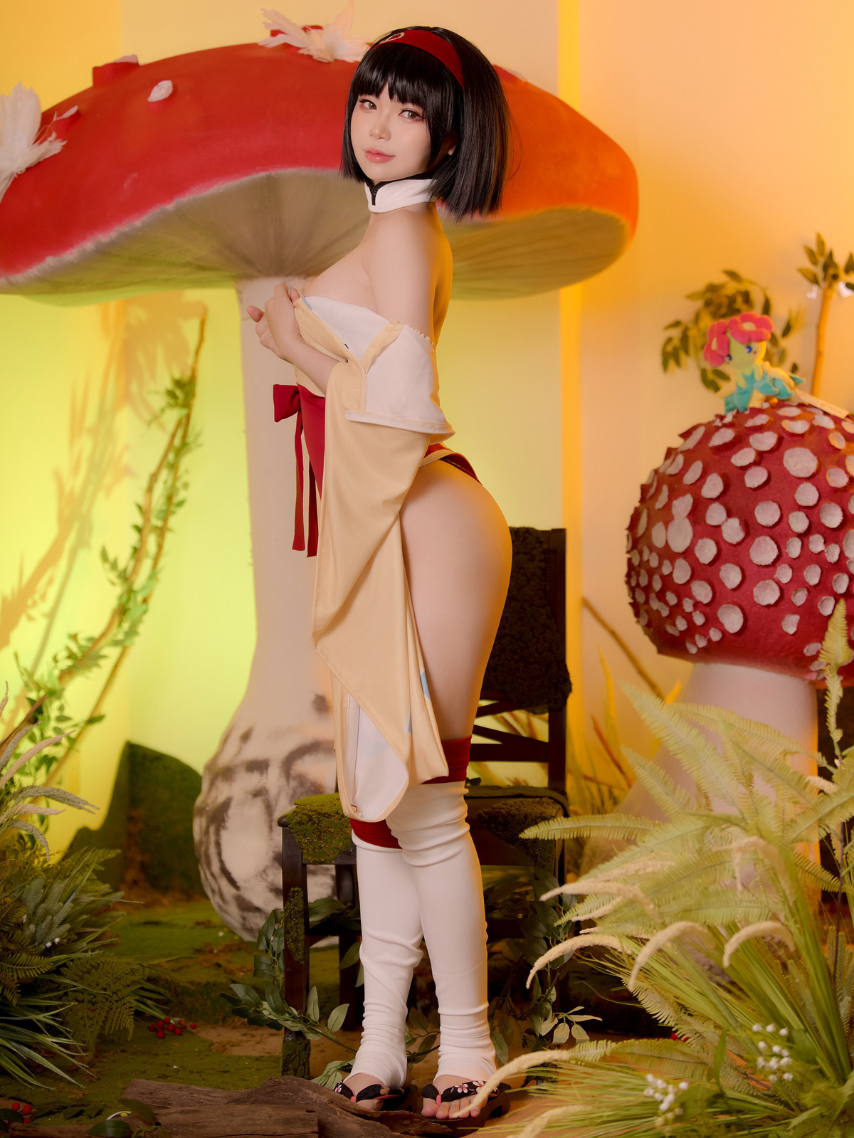 Cosplay-ZinieQ-Erika-Pokemon-08-13