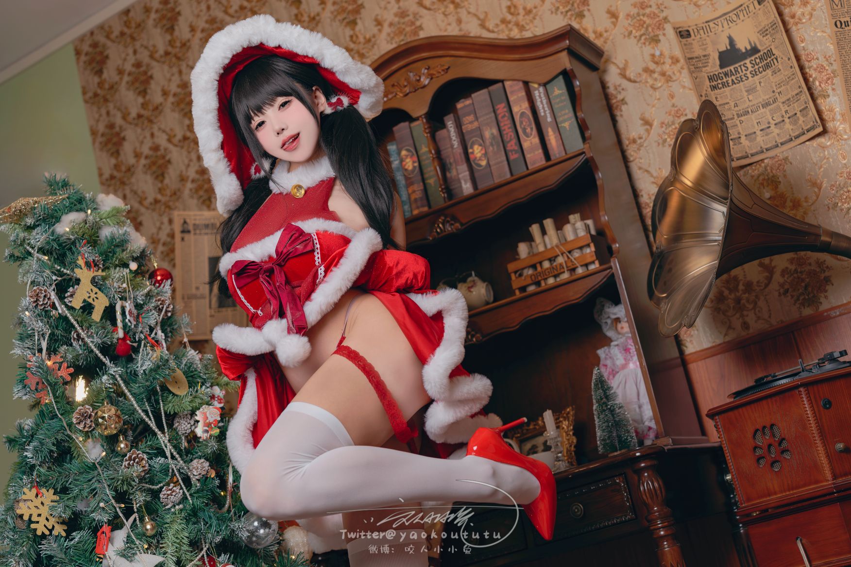 咬一口兔娘-12月月票专属特典小灰兔41P-575MB-01-30-2