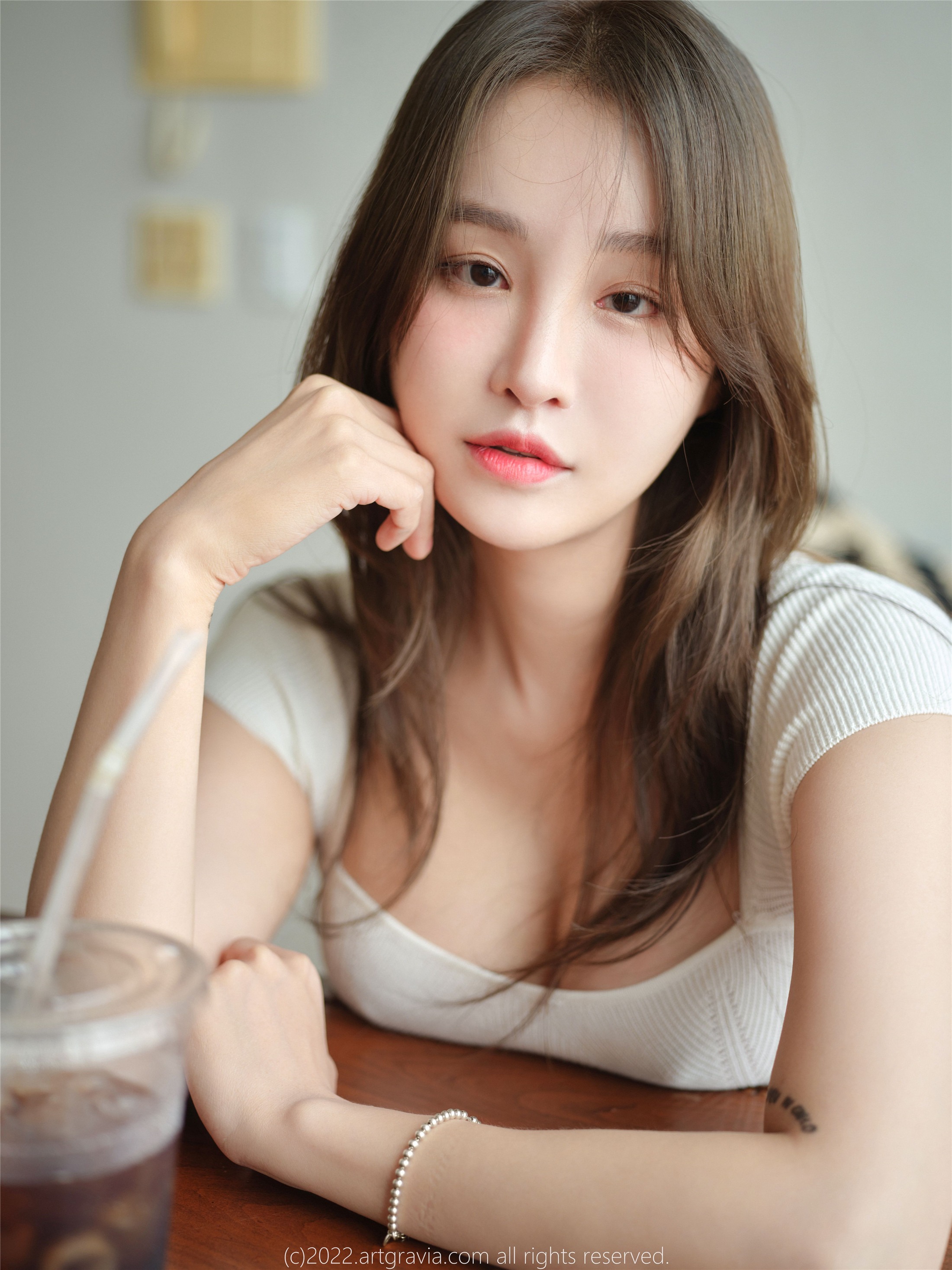 ARTGRAVIA-Vol423-81P-04-17