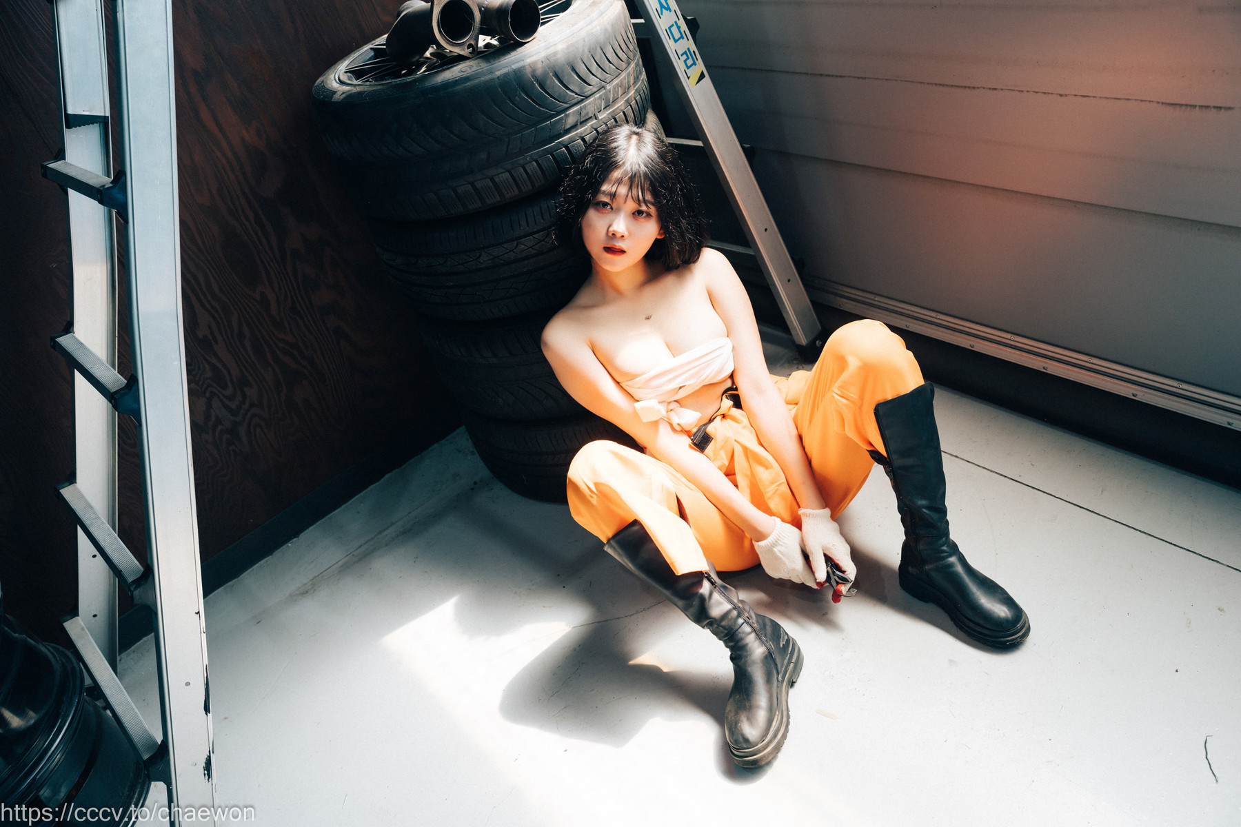 ZIAKwon-권지아-Loozy-Garage-Girl-Set01-03-25