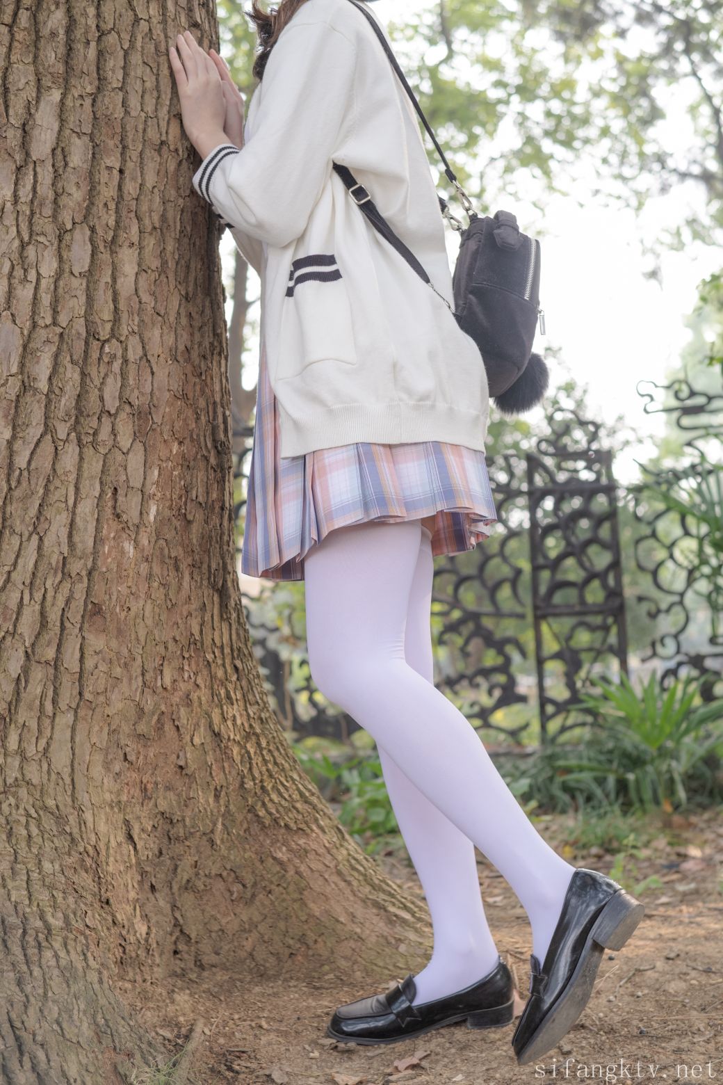 VIP小七-JK-R18-230P1V-372G-01-14