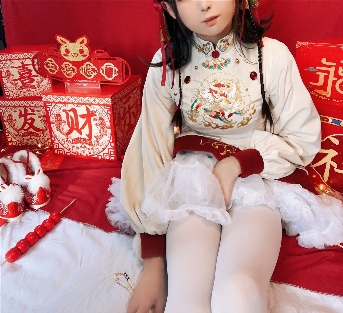 白丝奶糖酱---新年女仆-108P-108P-38759-MB-20240824j-08-25