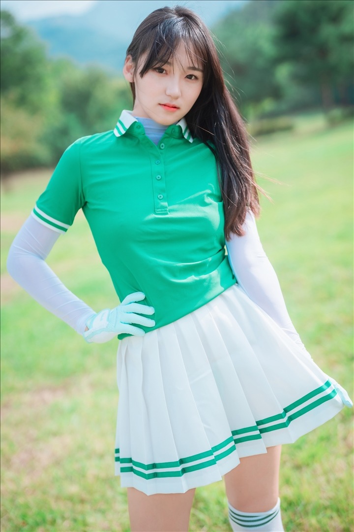 DJAWA-Photo---HENDOONG-혠둥이---On-Green-101P118GB-20240814b-08-14