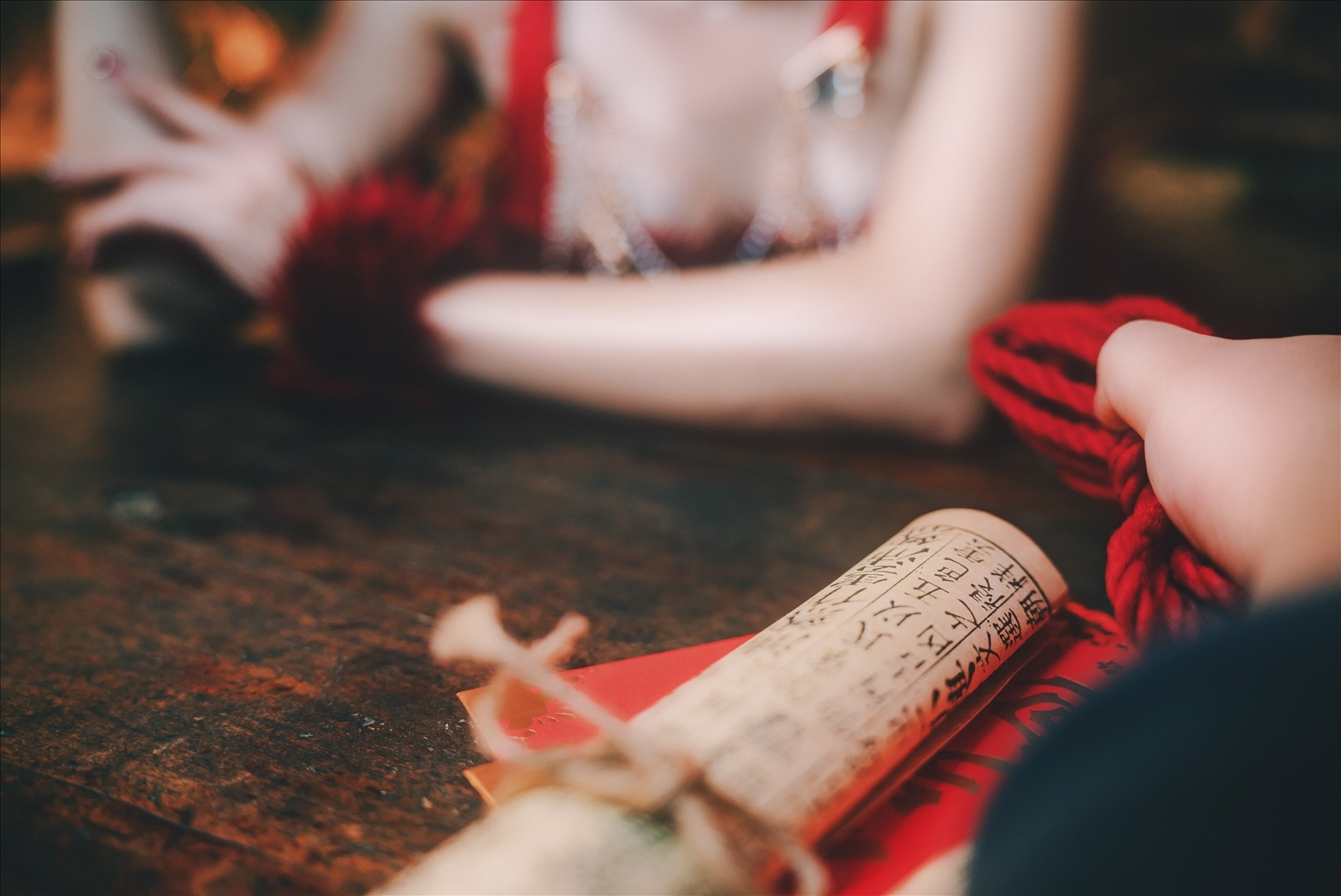 鹿八岁baby---闯进我家的凶凶年兽-120P-120P-78852-MB-20240809h-08-10