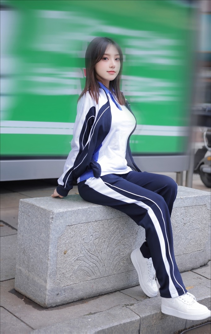 豆瓣酱---公交车-85P-85P-153-GB-20240811e-08-14