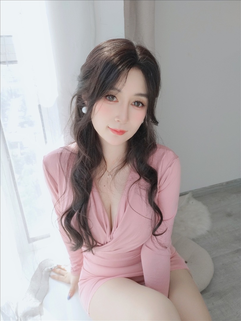 白银81---23年09月Fantia订阅-24套-214P12V-61203-MB-20240901m-09-02