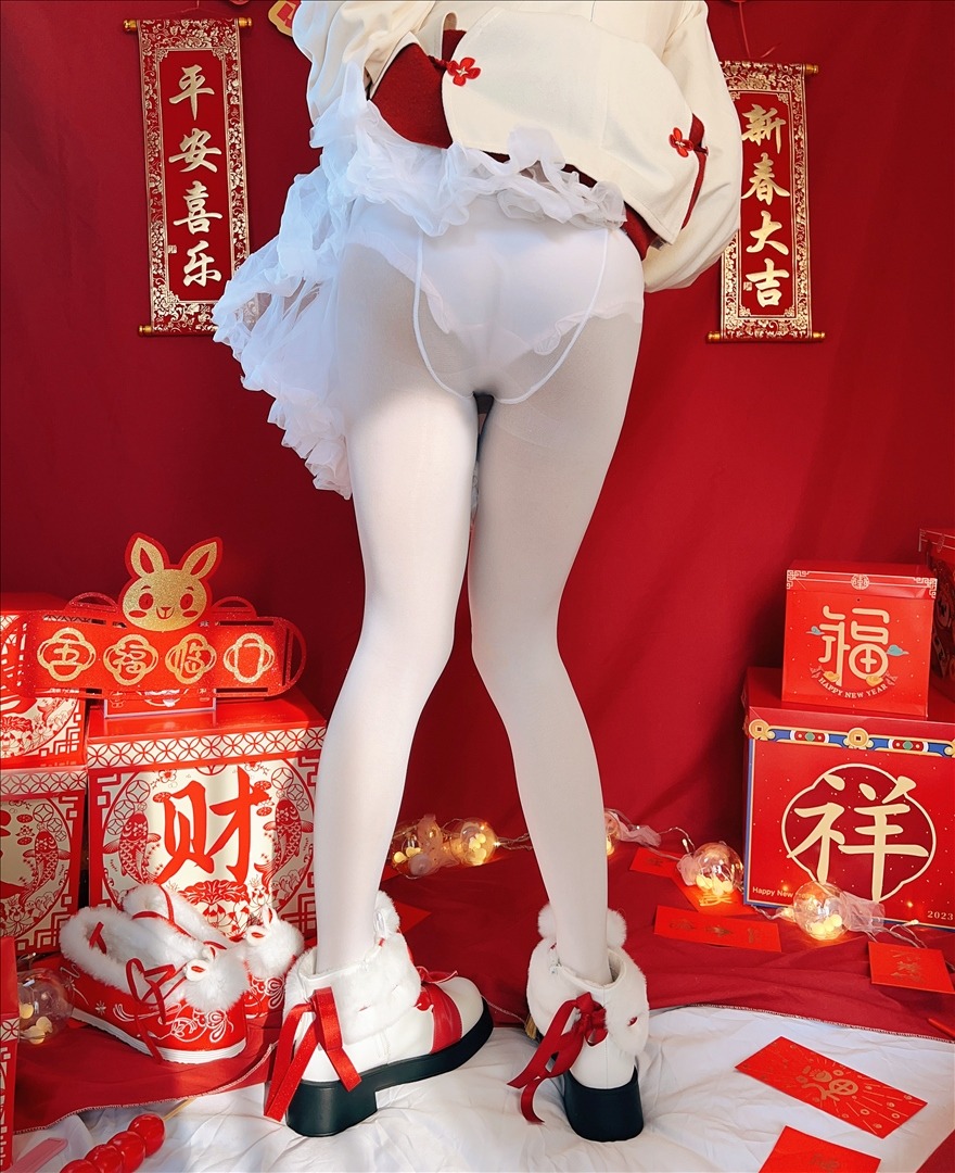 白丝奶糖酱---新年女仆-108P-108P-38759-MB-20240824j-08-25