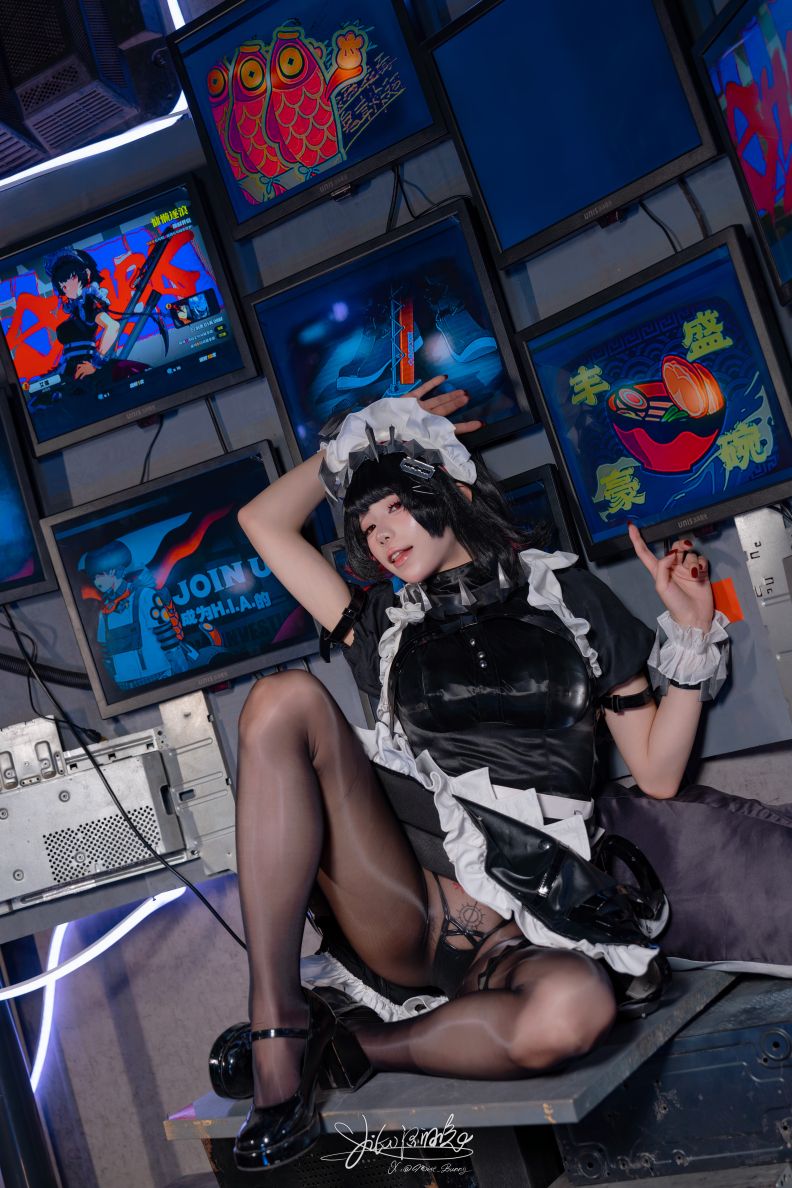 咬人小小兔---8月作品慵懒逐浪-艾莲乔Summertime-79P1V-152GB-08-29