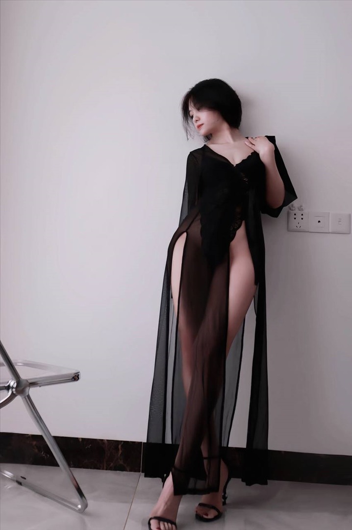 真真u---推特合集-2-432P47V-24752-MB-20240815l-08-17