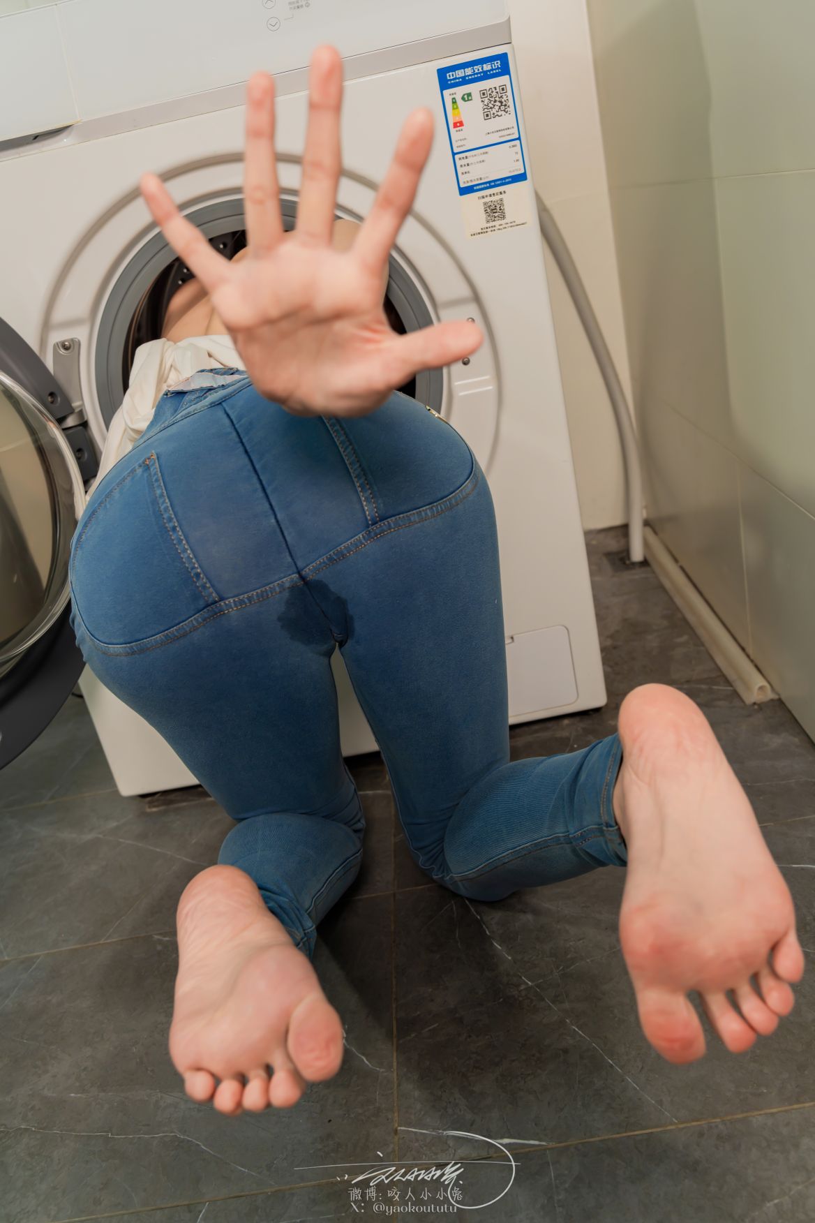 咬人小小兔---7月作品自助洗衣房怦然心动-08-21