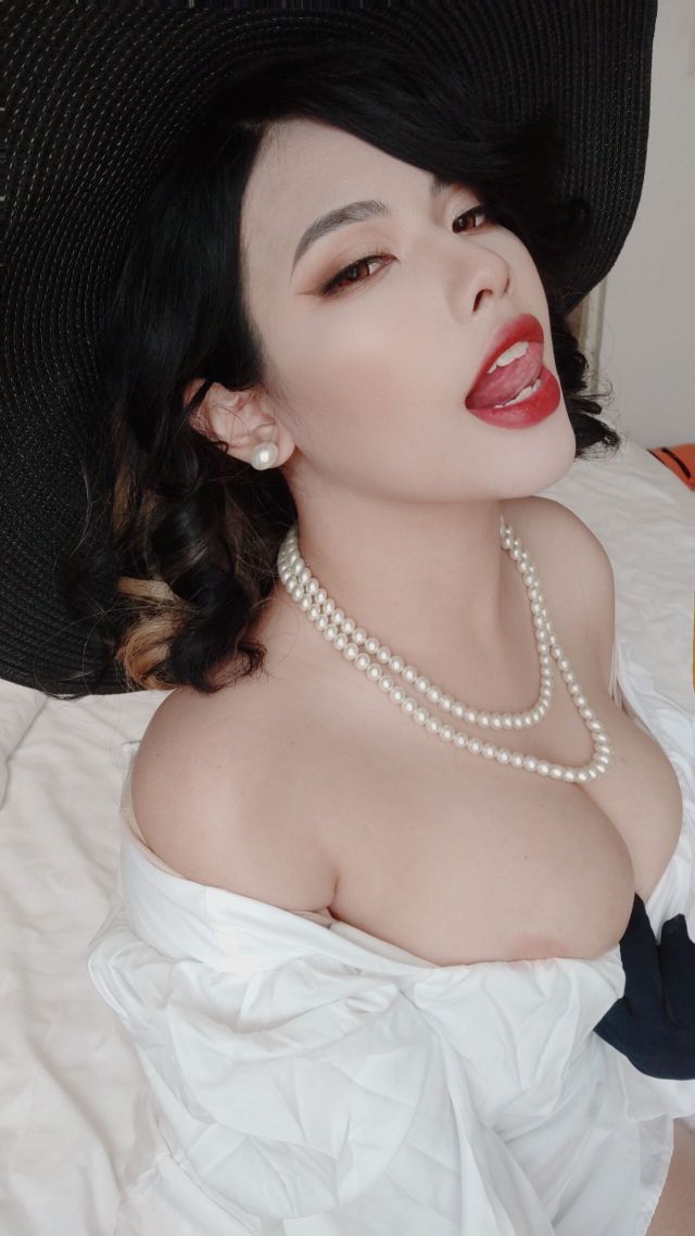 Neppuネップ-Lady-Dimitrescu-38P922MB-12-22