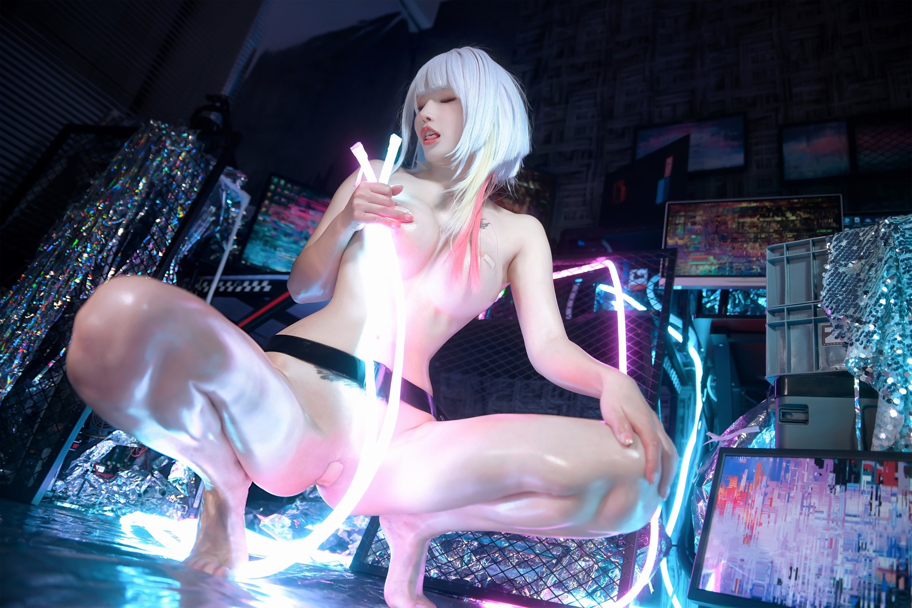 Cosplay-鹿八岁-赛博朋克边缘行者-露西-02-23