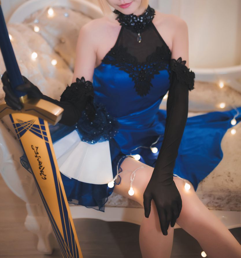 大大卷卷小卷-参见女王陛下-40P-286MB-05-21